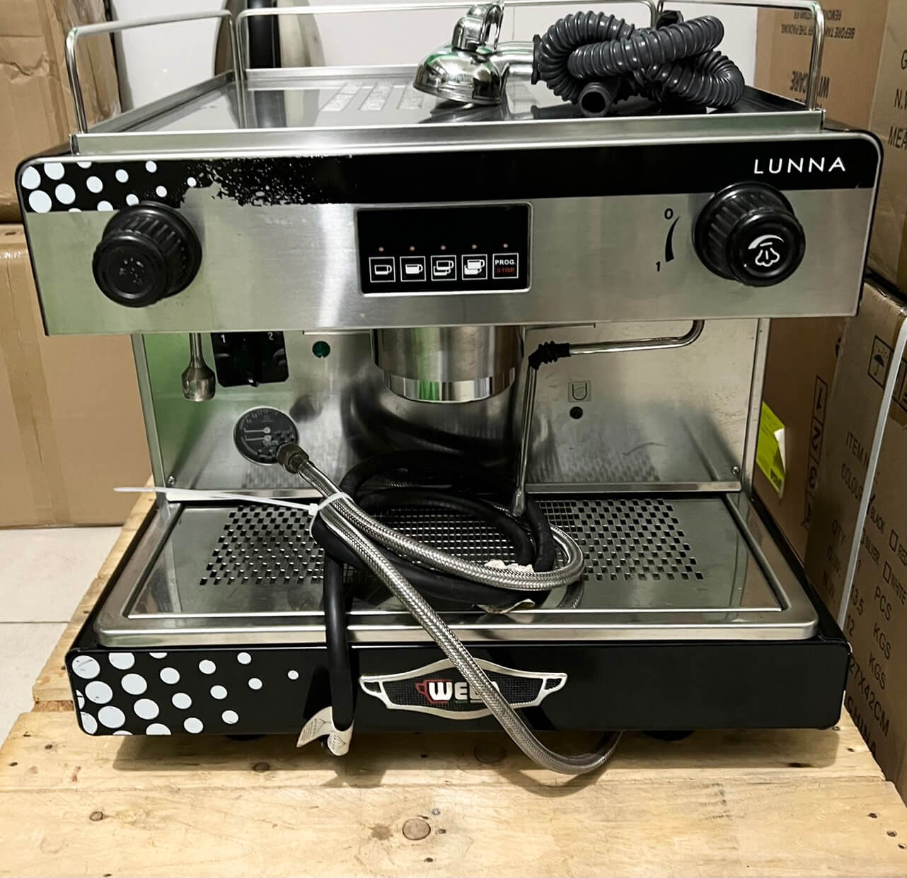 Thanh lý máy pha cà phê Wega Lunna - 1 Group